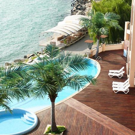 Privat Apartament Marina City Baltsjik Eksteriør bilde