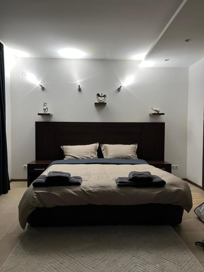 Privat Apartament Marina City Baltsjik Eksteriør bilde