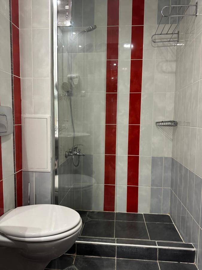 Privat Apartament Marina City Baltsjik Eksteriør bilde
